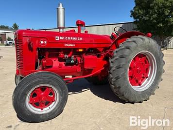 Main image McCormick-Deering W-6