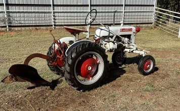 Main image Farmall Cub
