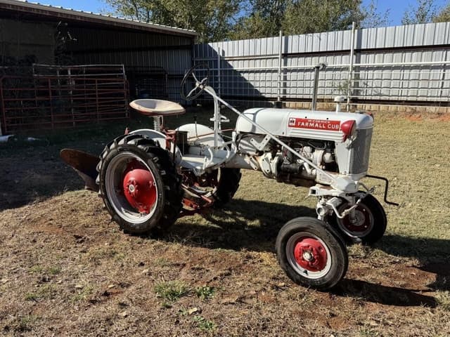 Image of Farmall Cub equipment image 3
