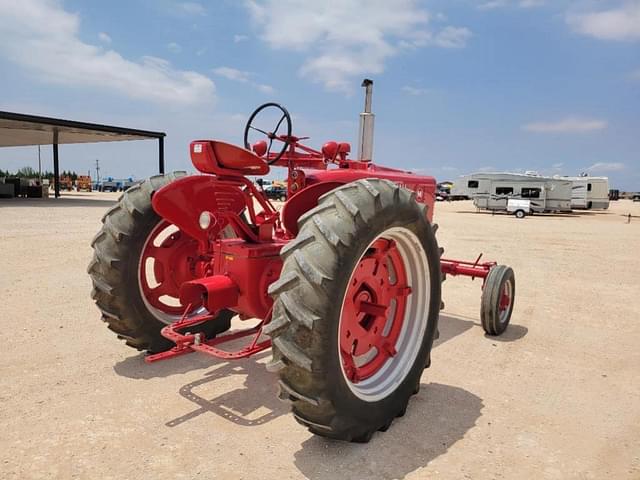 Image of Farmall M equipment image 4