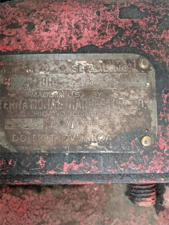 Image of International Harvester H equipment image 4