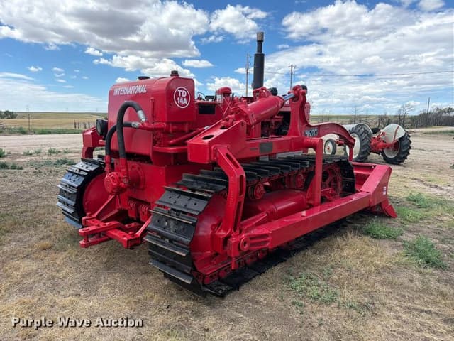 Image of International Harvester TD14A equipment image 4
