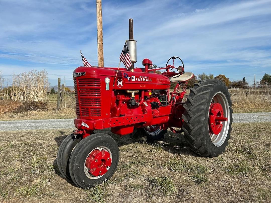 Image of Farmall M Primary image