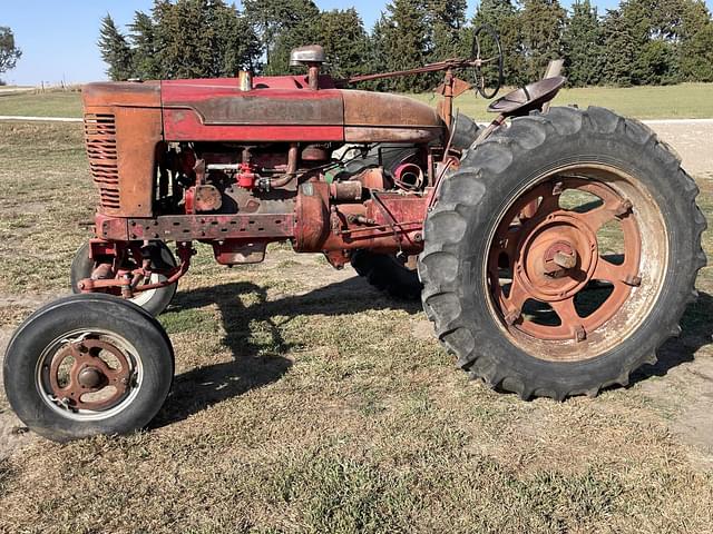 Image of International Harvester M equipment image 1