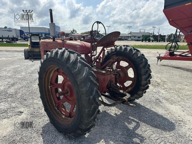 Image of Farmall M equipment image 4