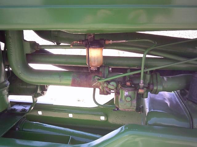 Image of John Deere B equipment image 3