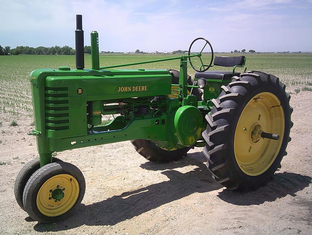 Image of John Deere B Primary image