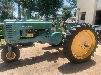 Main image John Deere B