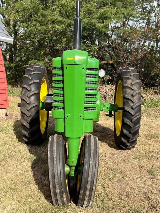 Image of John Deere B equipment image 3