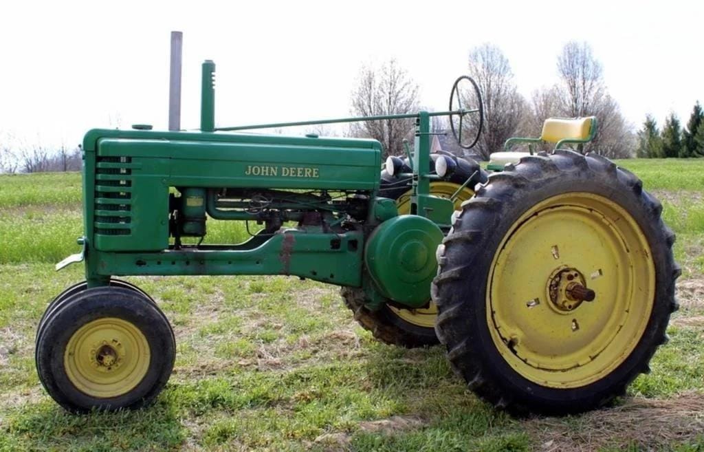 Main image John Deere B