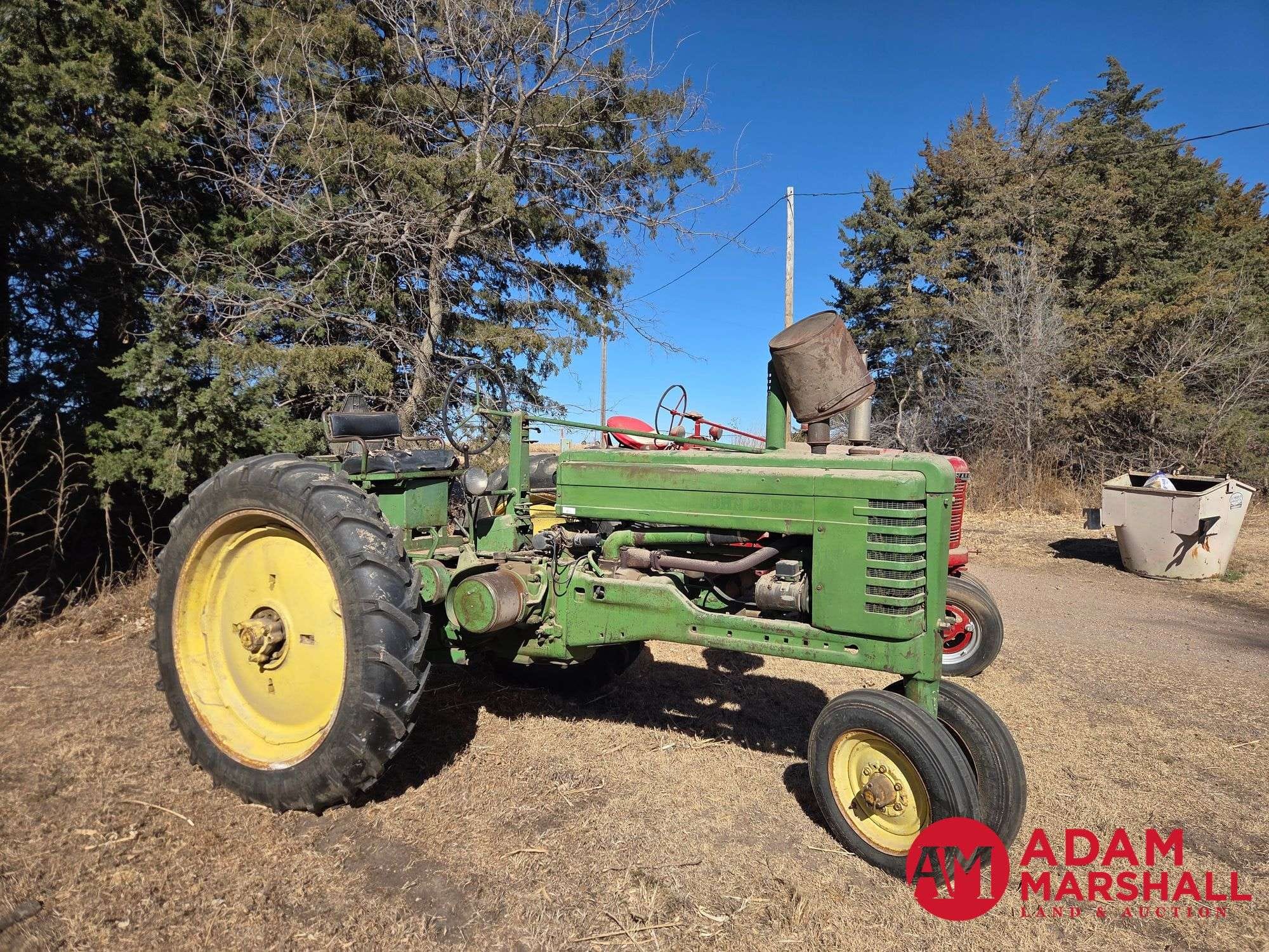 1950 John Deere B Equipment Image0
