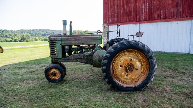 Image of John Deere A equipment image 2