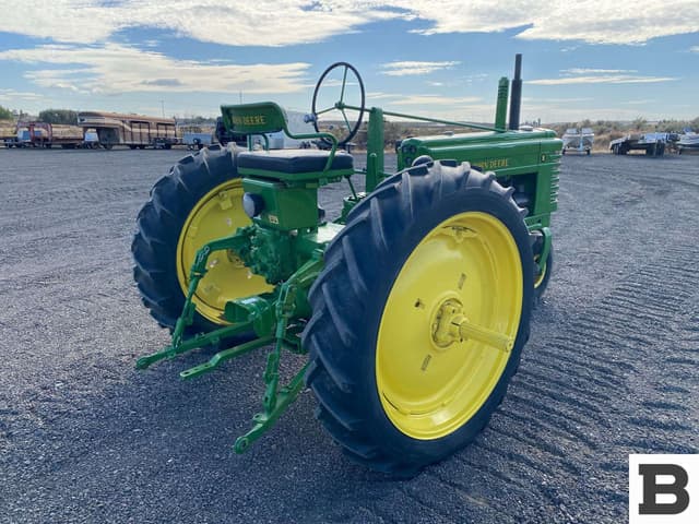 Image of John Deere B equipment image 4
