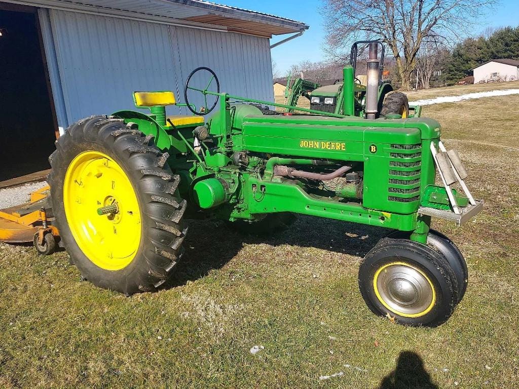 Main image John Deere B