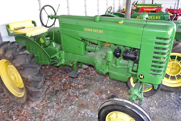 1950 John Deere M Equipment Image0