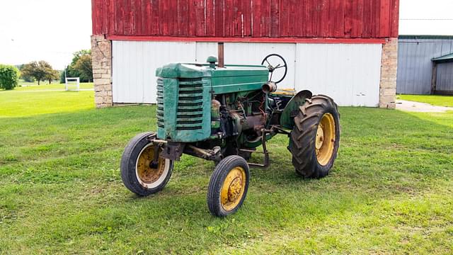 Image of John Deere M equipment image 2