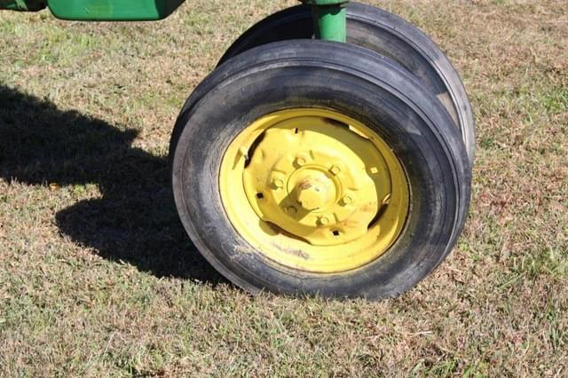 Image of John Deere MT equipment image 2