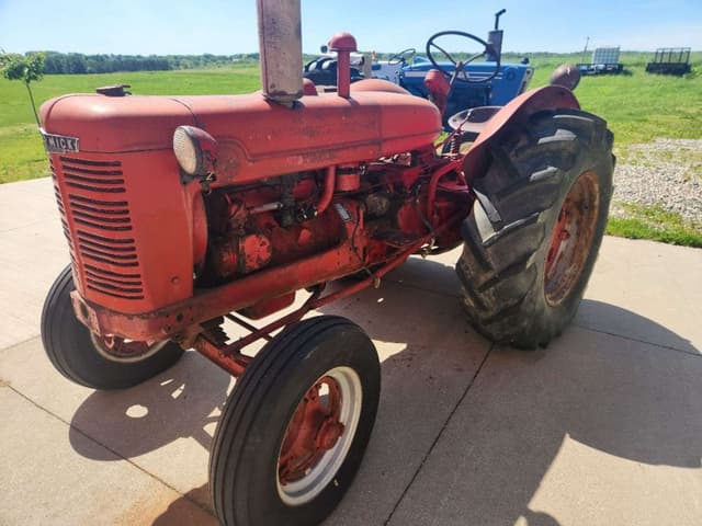 Image of McCormick-Deering W-4 equipment image 1
