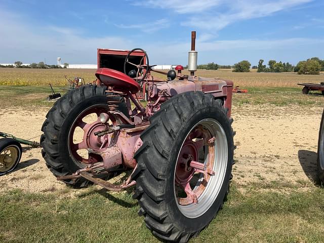 Image of Farmall M equipment image 4