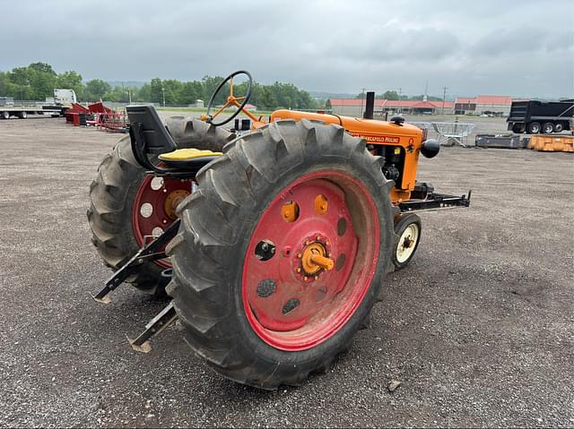 Image of Minneapolis-Moline R equipment image 2