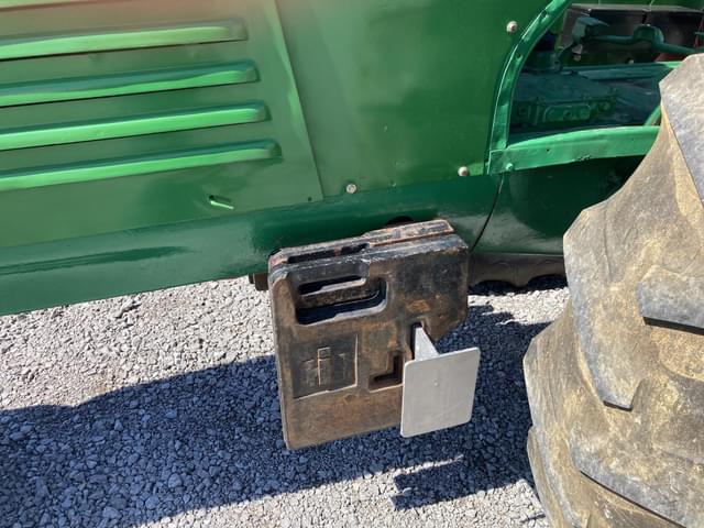 Image of Oliver 88 equipment image 4