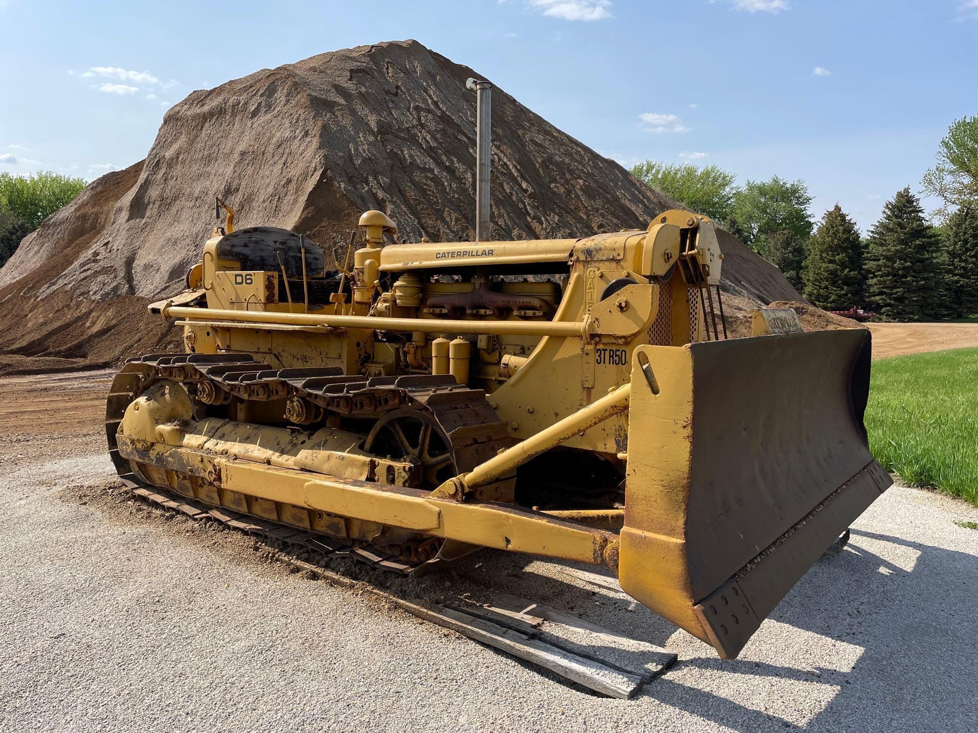 Main image Caterpillar D6