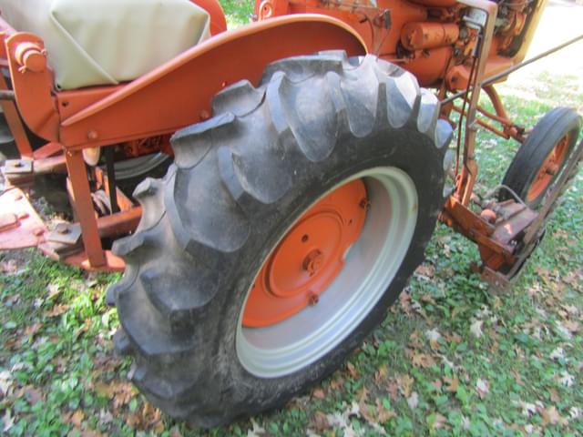 Image of Allis Chalmers B equipment image 3