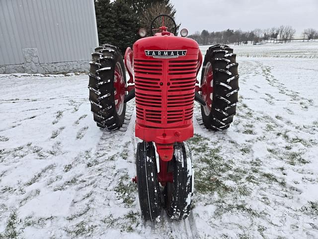 Image of Farmall M equipment image 4