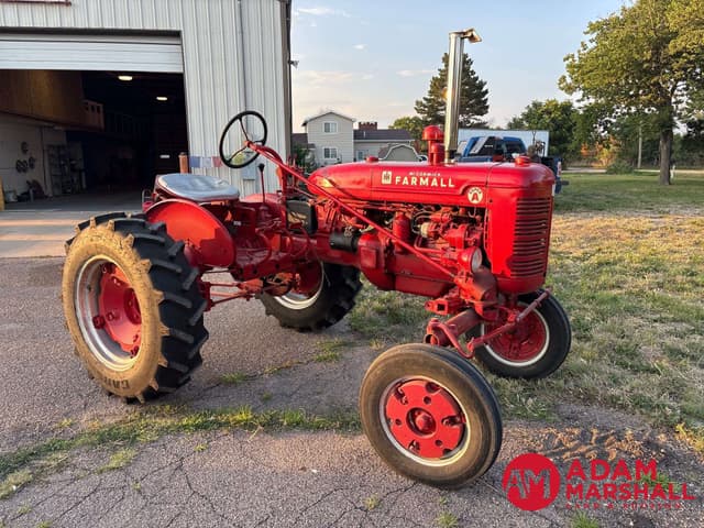 Image of Farmall Super A equipment image 1
