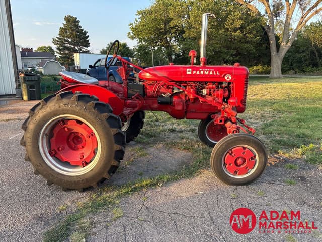 Image of Farmall Super A equipment image 2