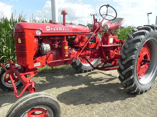 Image of Farmall Super C Primary Image