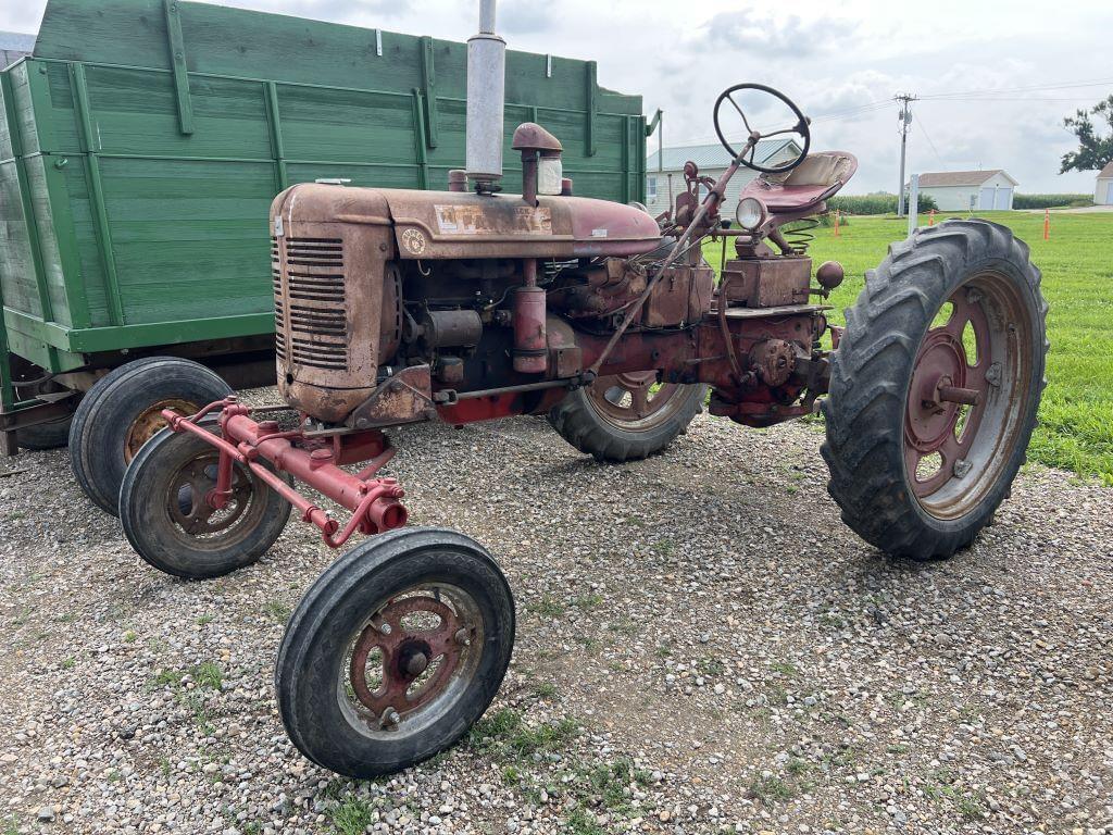 Image of Farmall Super C Image 0