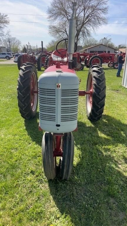 Image of Farmall Super C equipment image 2