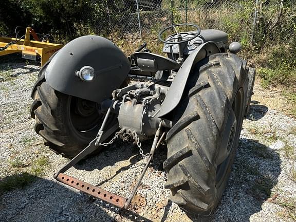 Image of Ferguson TO-20 equipment image 4