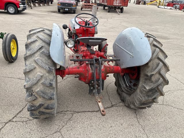 Image of Ford 8N equipment image 3