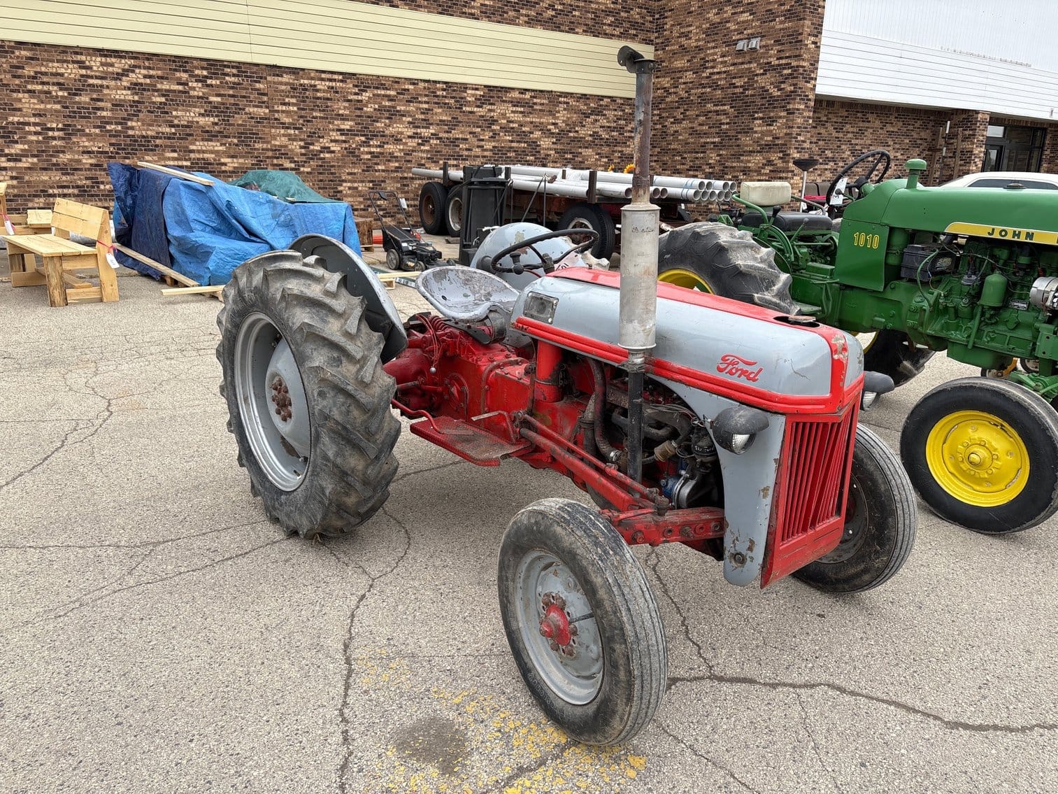 1951 Ford 8N Equipment Image0