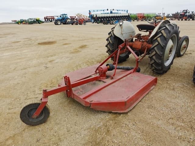 Image of Ford 8N equipment image 2