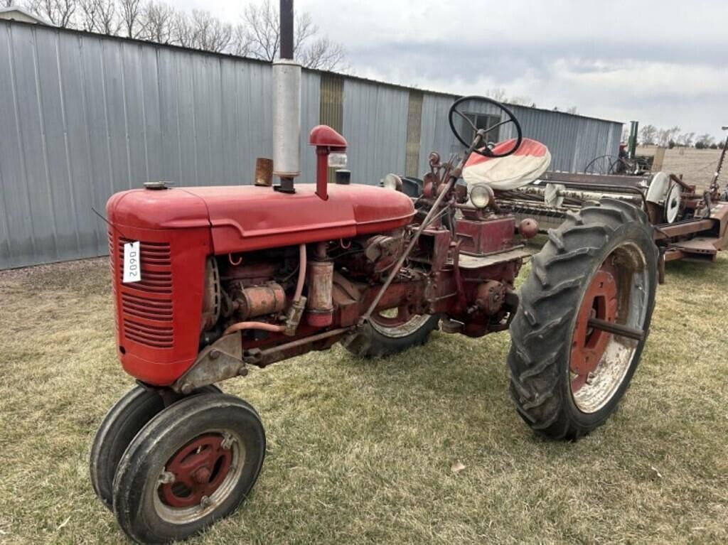 Image of Farmall Super C Primary image