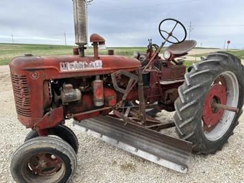 Main image Farmall C