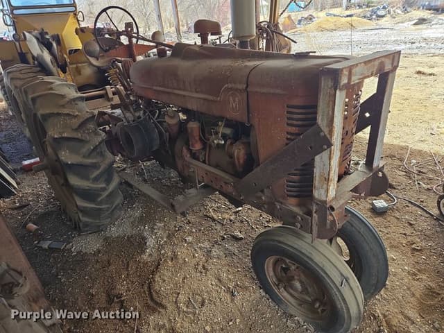 Image of International Harvester M equipment image 3