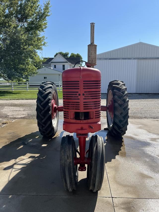 Image of Farmall M equipment image 4
