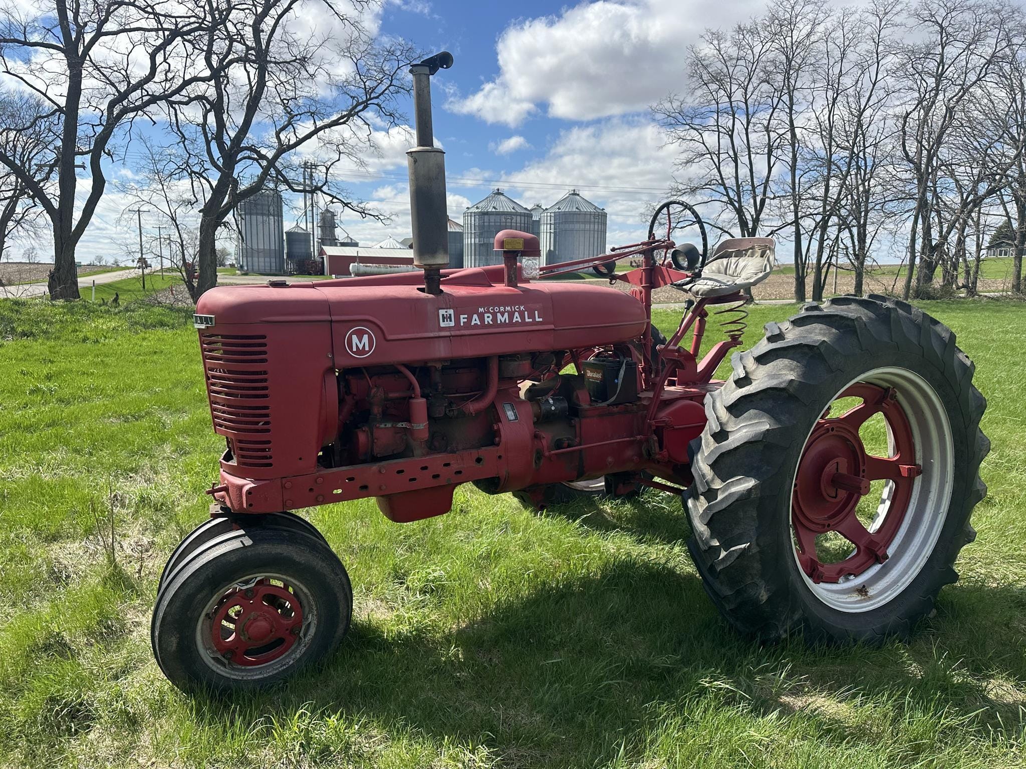 1951 Farmall M Equipment Image0