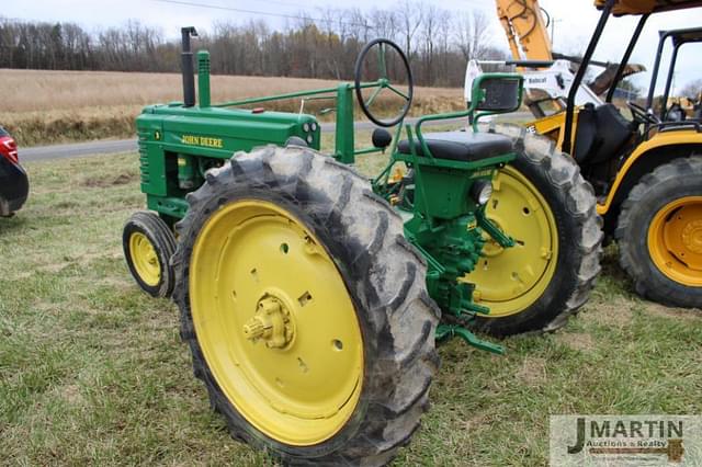 Image of John Deere B equipment image 3