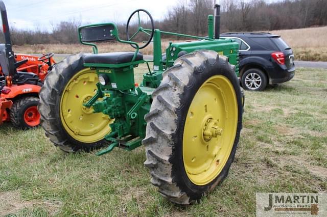 Image of John Deere B equipment image 2