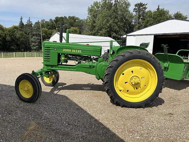 Image of John Deere B equipment image 3