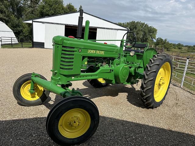 Image of John Deere B equipment image 2