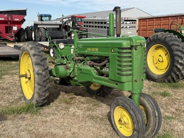 Image of John Deere B equipment image 1