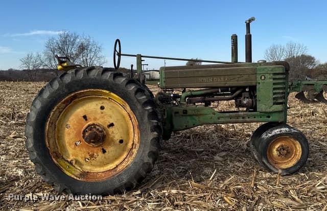 Image of John Deere B equipment image 3