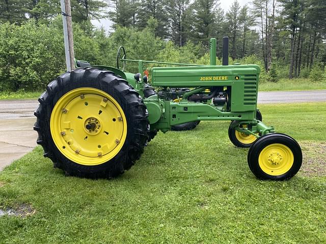 Image of John Deere A equipment image 3