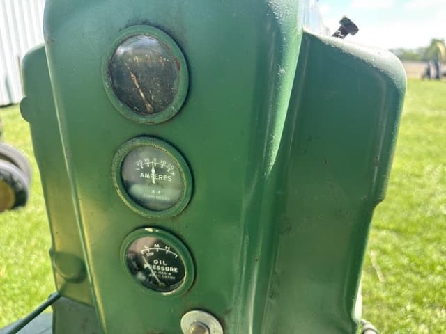 Image of John Deere A equipment image 2